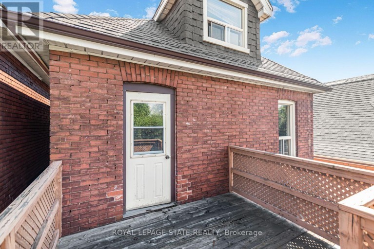 75 KENSINGTON AVENUE N, Hamilton (Crown Point), Ontario, L8L7N3