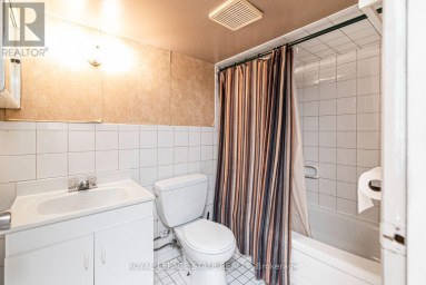 75 KENSINGTON AVENUE N Hamilton (Crown Point) Ontario photo 42