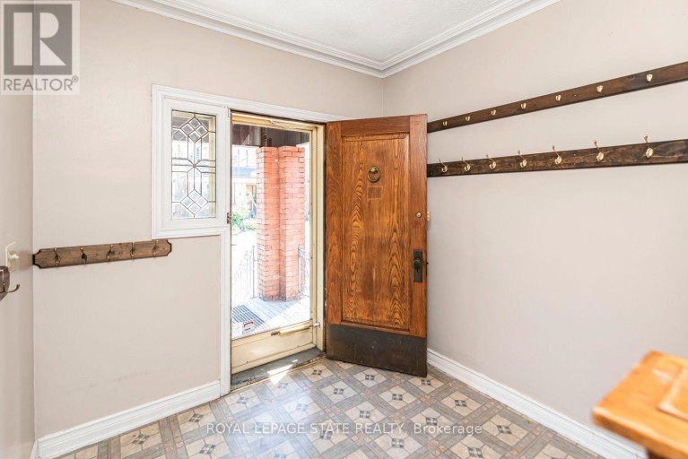 75 KENSINGTON AVENUE N, Hamilton (Crown Point), Ontario, L8L7N3
