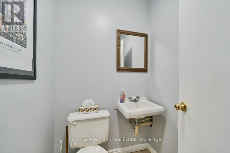 1 - 676 MONARCH AVENUE, Ajax (South West), Ontario, L1S4S2