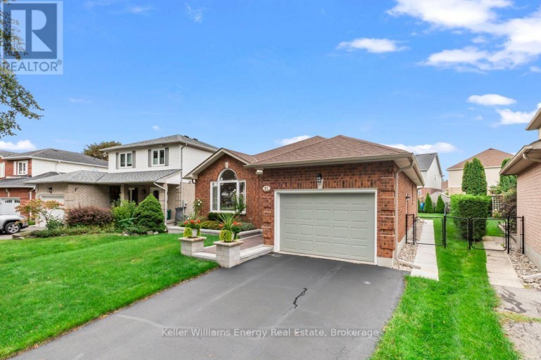92 GEORGE REYNOLDS DRIVE, Clarington (Courtice), Ontario, L1E2E8