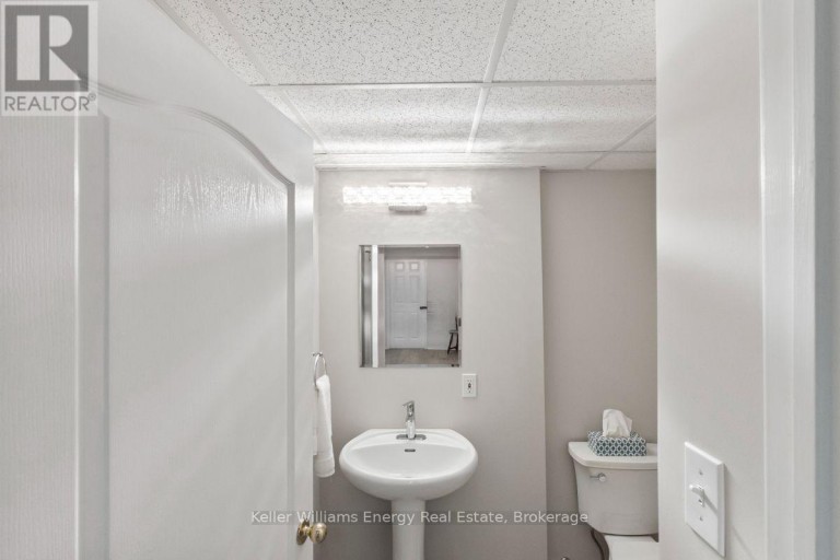 92 GEORGE REYNOLDS DRIVE, Clarington (Courtice), Ontario, L1E2E8