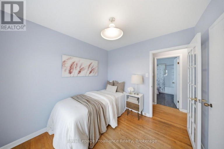 400 HARRIS STREET, Whitby (Downtown Whitby), Ontario, L1N3C5