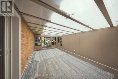 400 HARRIS STREET Whitby (Downtown Whitby) Ontario photo 27