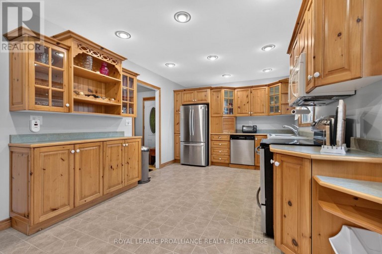 1246 TOWNLINE ROAD, Greater Napanee (Greater Napanee), Ontario, K7R3K6