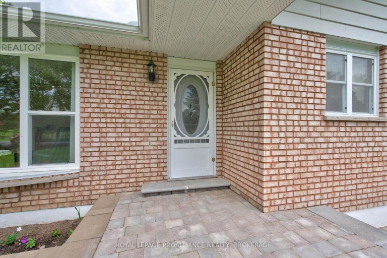 1246 TOWNLINE ROAD, Greater Napanee (Greater Napanee), Ontario, K7R3K6