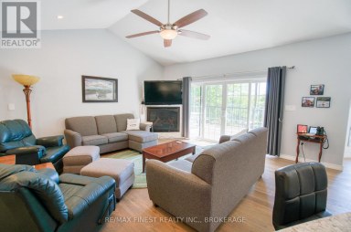 1252 CLEMENT ROAD, Frontenac (Frontenac Centre) Ontario