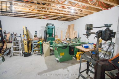 1252 CLEMENT ROAD, Frontenac (Frontenac Centre) Ontario