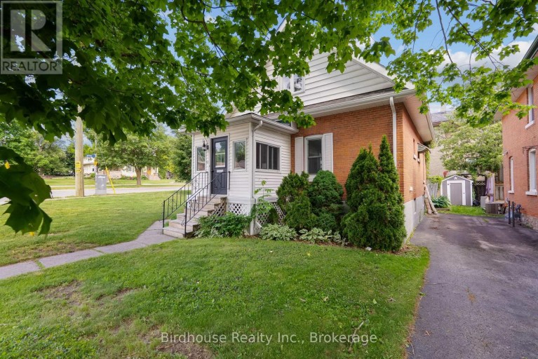 60 WELLINGTON STREET, Kawartha Lakes (Lindsay), Ontario, K9V3N5