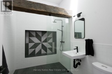 244 SALMON POINT ROAD Prince Edward County (Athol Ward) Ontario photo 15