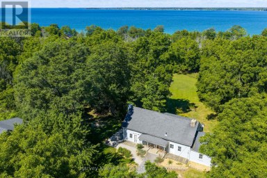 244 SALMON POINT ROAD Prince Edward County (Athol Ward) Ontario photo 2