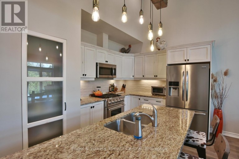 18 ROBBIE WAY, Collingwood, Ontario, L9Y0X5