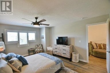 18 ROBBIE WAY Collingwood Ontario photo 32
