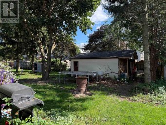 321 MAPLE AVENUE Stratford Ontario photo 12