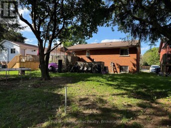 321 MAPLE AVENUE Stratford Ontario photo 13