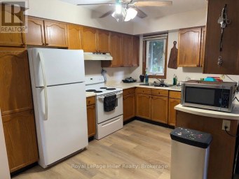 321 MAPLE AVENUE Stratford Ontario photo 5