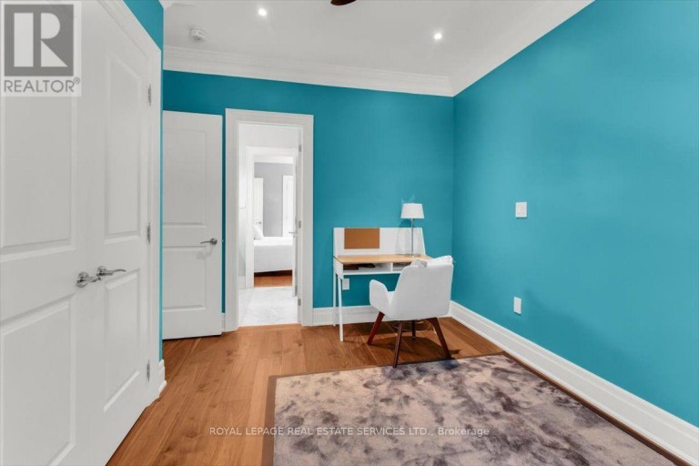 40 DIVADALE DRIVE, Toronto (Leaside), Ontario, M4G2N9