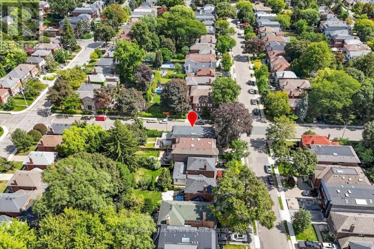 40 DIVADALE DRIVE, Toronto (Leaside), Ontario, M4G2N9