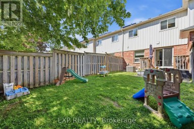 3 BATTENBERG COURT East Gwillimbury (Mt Albert) Ontario photo 18