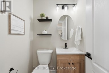 3 BATTENBERG COURT East Gwillimbury (Mt Albert) Ontario photo 8