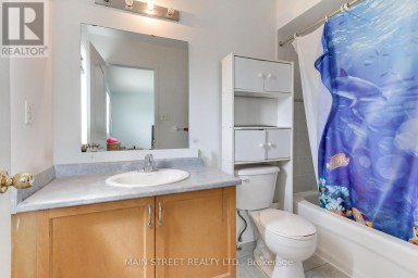 117 HAMMILL HEIGHTS East Gwillimbury (Mt Albert) Ontario photo 13