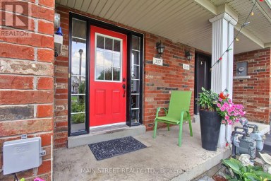 117 HAMMILL HEIGHTS East Gwillimbury (Mt Albert) Ontario photo 3
