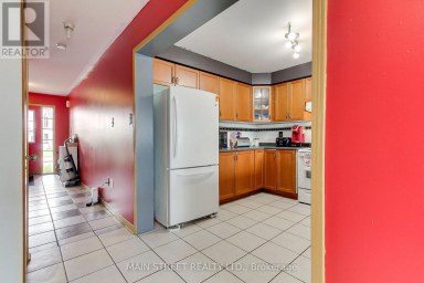 117 HAMMILL HEIGHTS East Gwillimbury (Mt Albert) Ontario photo 5