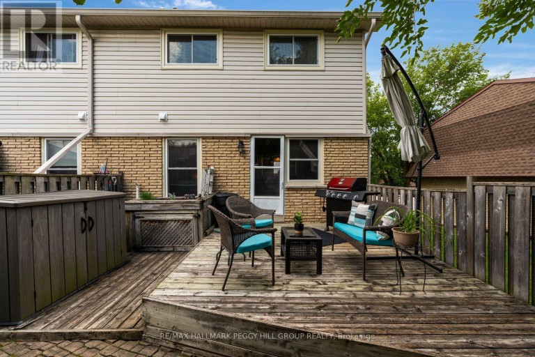 4 - 233 INNISFIL STREET, Barrie (Allandale Centre), Ontario, L4N3E9