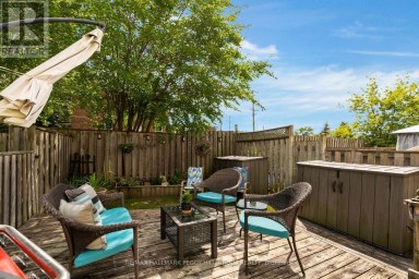 4 - 233 INNISFIL STREET Barrie (Allandale Centre) Ontario photo 13