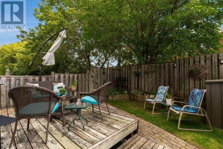4 - 233 INNISFIL STREET, Barrie (Allandale Centre), Ontario, L4N3E9