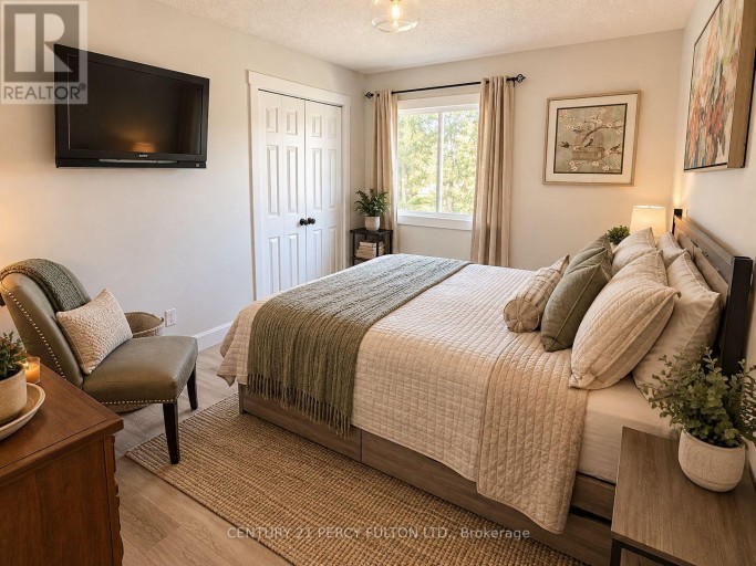 85 DENNISTON STREET, Kawartha Lakes (Lindsay), Ontario, K9V1L4