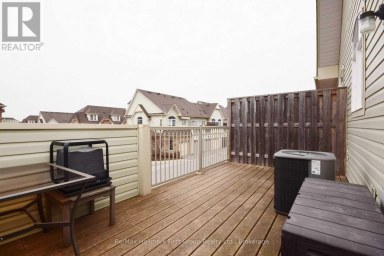 44 WICKER PARK WAY Whitby (Pringle Creek) Ontario photo 9