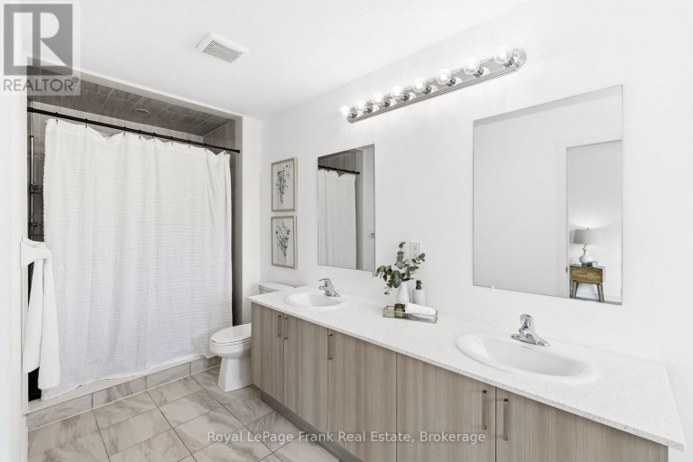 63 PINE GATE PLACE, Whitby (Williamsburg), Ontario, L1R0S2