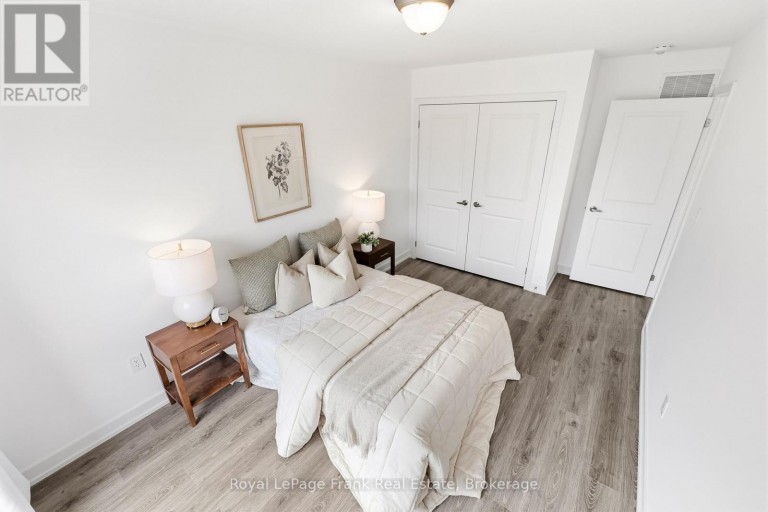 63 PINE GATE PLACE, Whitby (Williamsburg), Ontario, L1R0S2