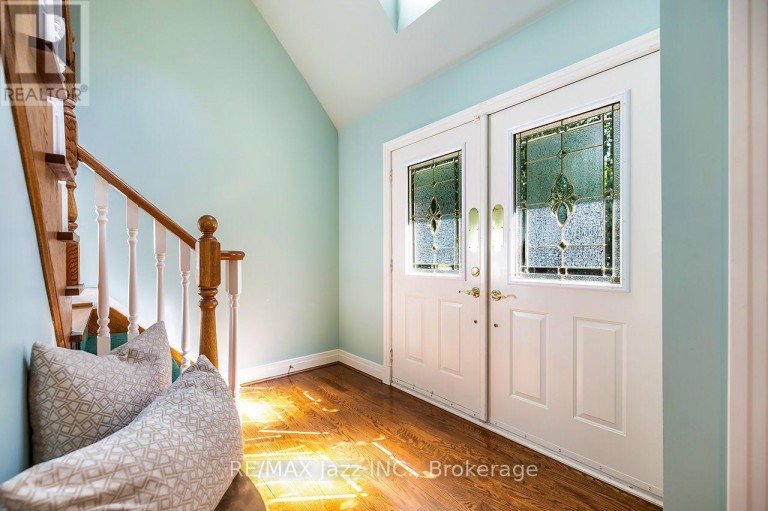 20 TIMBERLANE COURT, Clarington, Ontario, L1E2H1