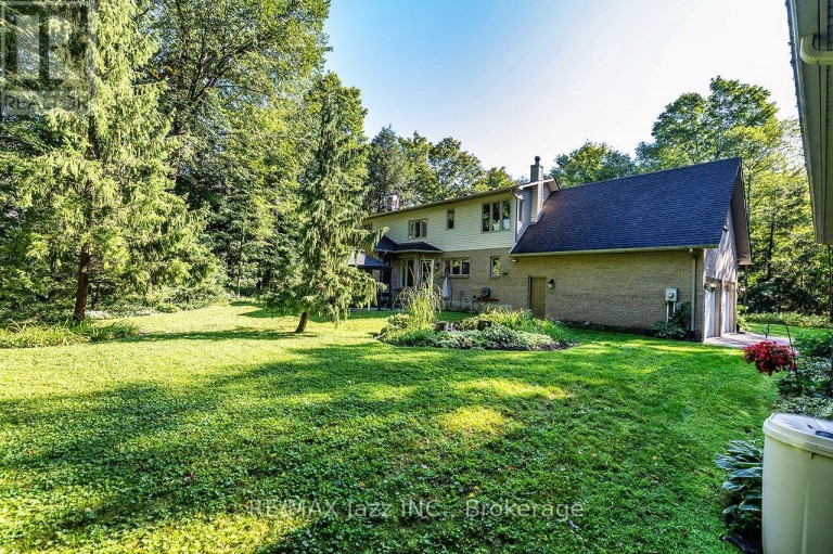 20 TIMBERLANE COURT, Clarington, Ontario, L1E2H1