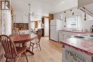 5 KENNETH BOULEVARD Quinte West (Sidney Ward) Ontario photo 6