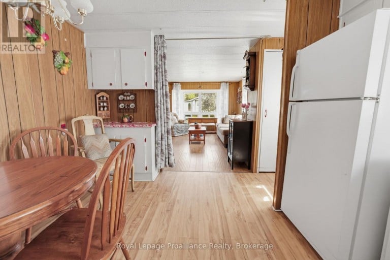 5 KENNETH BOULEVARD, Quinte West (Sidney Ward), Ontario, K8N4Z3