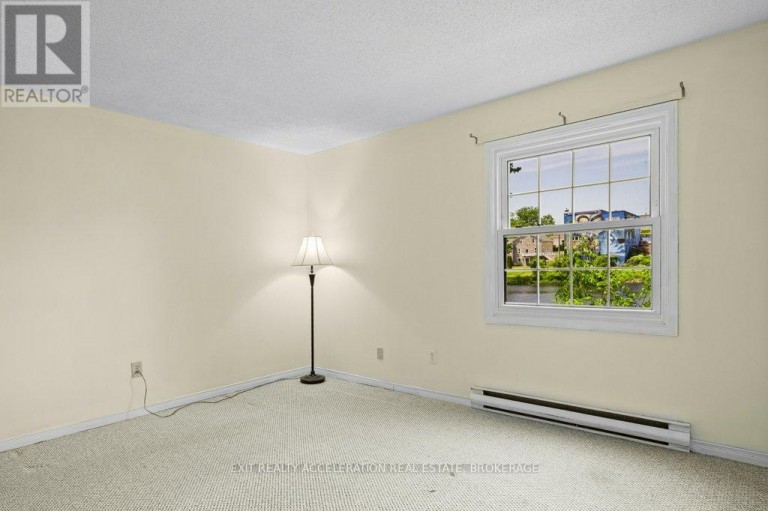 103 - 11 CENTRE STREET S, Greater Napanee (Greater Napanee), Ontario, K7R3X3