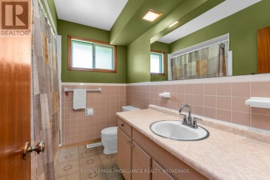 421 WINDWARD PLACE Kingston (City SouthWest) Ontario photo 16