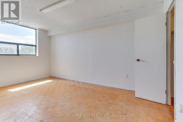 309 - 301 PRUDENTIAL DRIVE, Toronto (Dorset Park), Ontario, M1P4V3