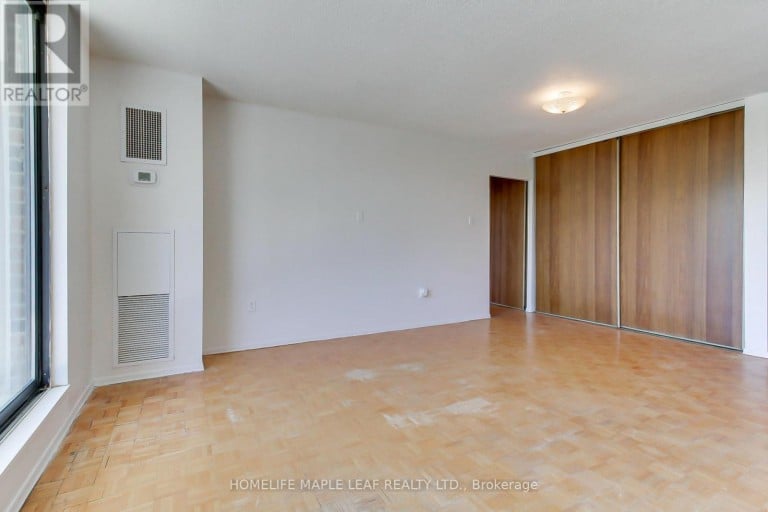 309 - 301 PRUDENTIAL DRIVE, Toronto (Dorset Park), Ontario, M1P4V3