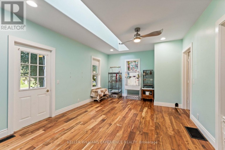 120 ELIZABETH STREET, Essa (Angus), Ontario, L0M1B0