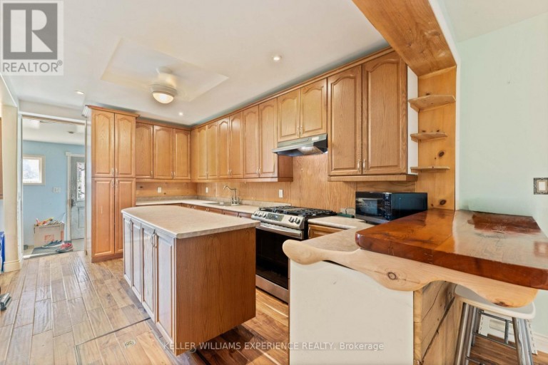 120 ELIZABETH STREET, Essa (Angus), Ontario, L0M1B0