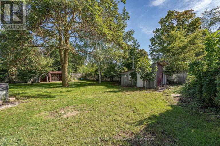 120 ELIZABETH STREET, Essa (Angus), Ontario, L0M1B0