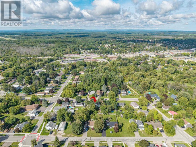 120 ELIZABETH STREET, Essa (Angus), Ontario, L0M1B0
