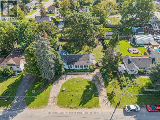 120 ELIZABETH STREET, Essa (Angus), Ontario, L0M1B0