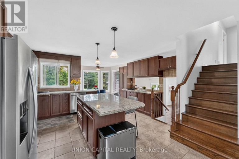 3132 RAVENSHOE ROAD, Georgina (Belhaven), Ontario, L4P3E9