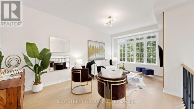35 SHARBOT LANE Markham (Greensborough) Ontario photo 3