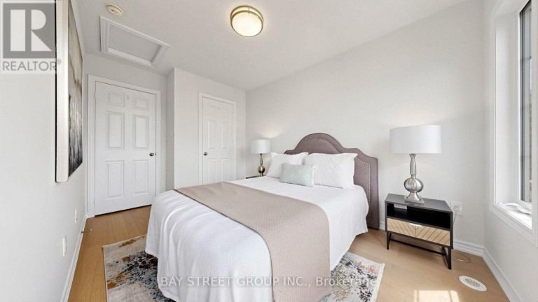 35 SHARBOT LANE, Markham (Greensborough), Ontario, L6E0S7
